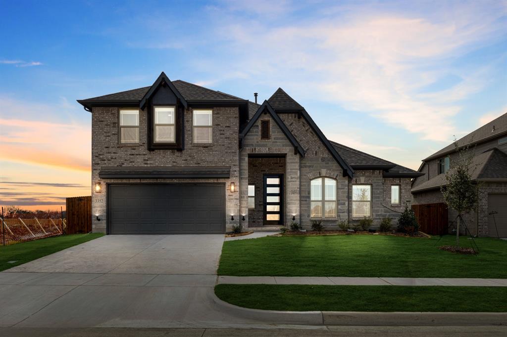 3352 Hollow Falls Place