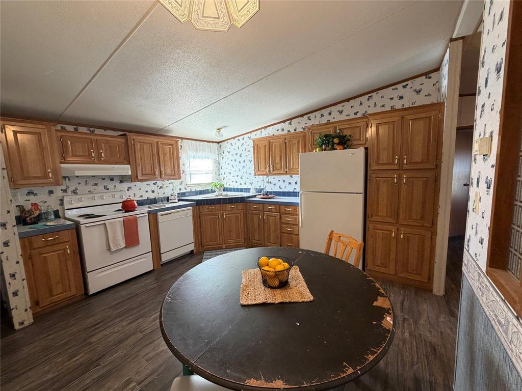 Blue Water Shores - Residential