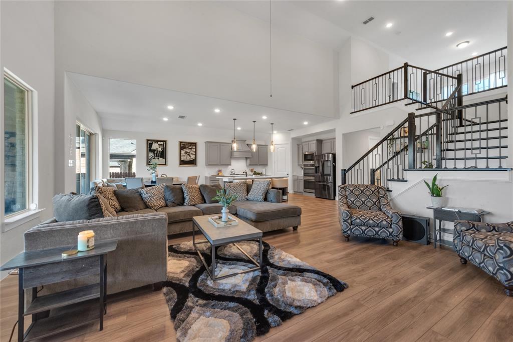 1741 Everglades Drive