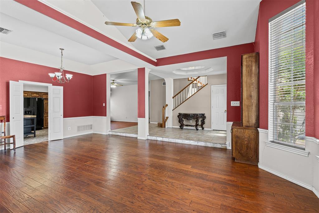 915 Colony Ridge Court