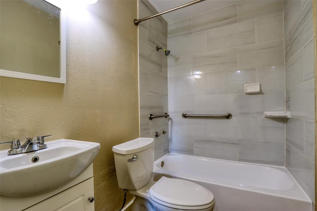 Southgate Manor 02 - Residential