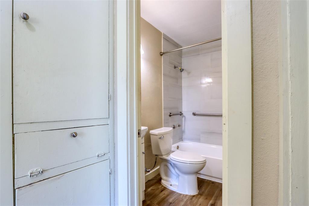 Southgate Manor 02 - Residential