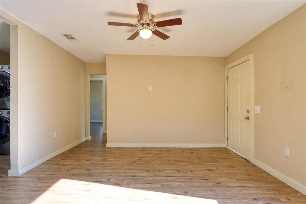 Southgate Manor 02 - Residential