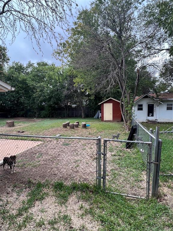 South Oaks Fifth Add - Residential