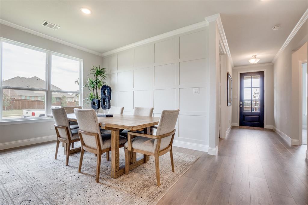 1100 Garden Grove Lane