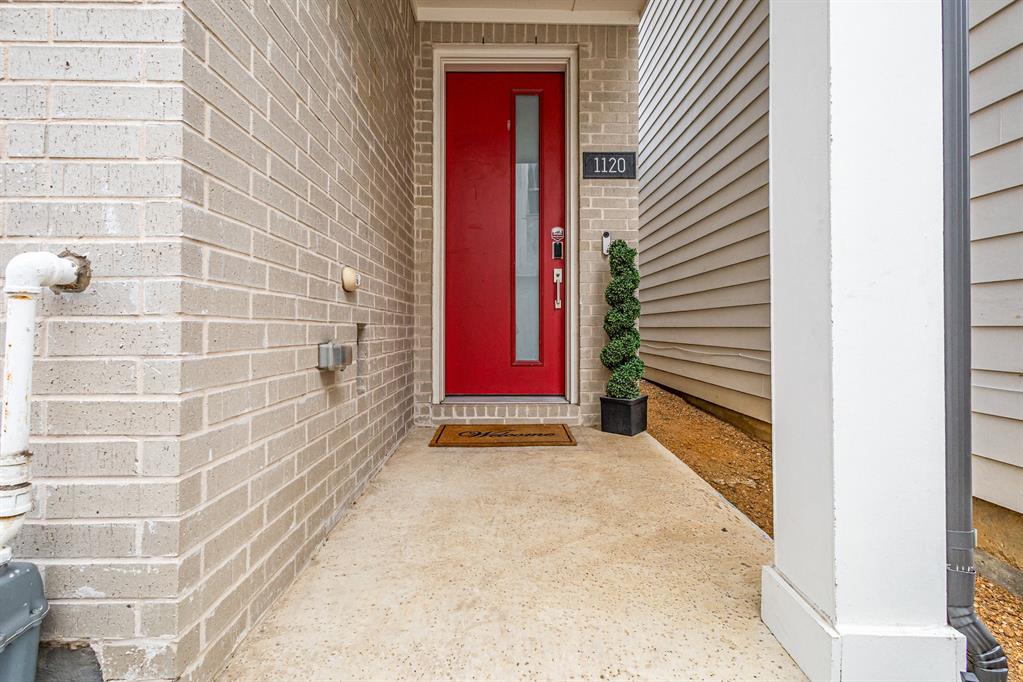 1120 Lavender Ridge