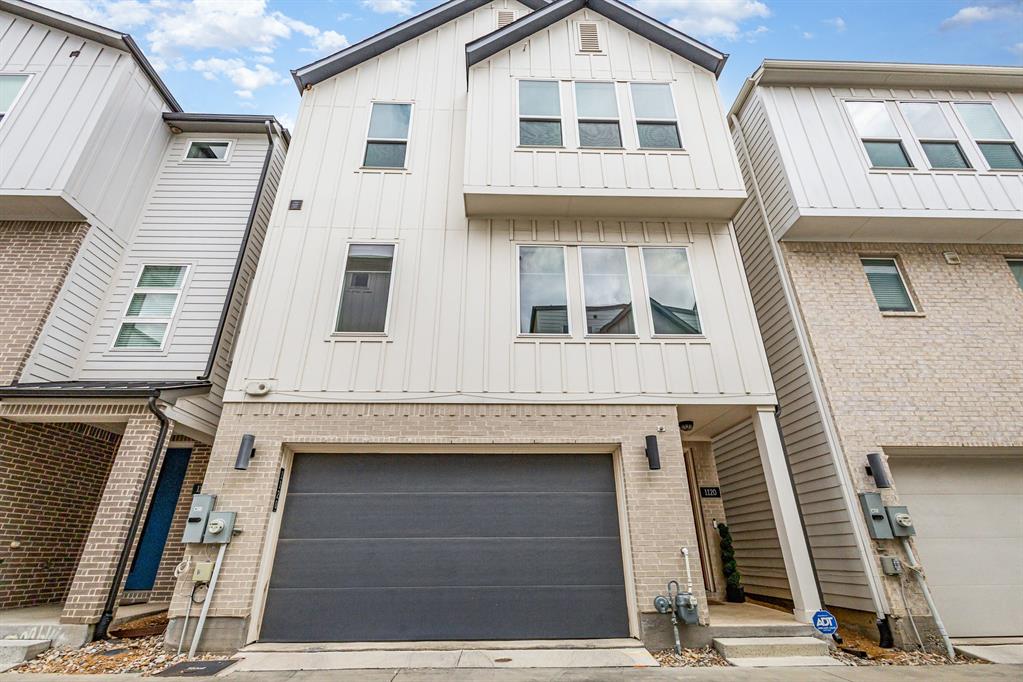 1120 Lavender Ridge