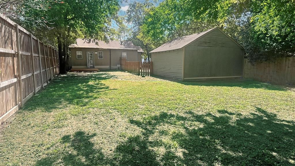 Lake Crest - Residential Lease