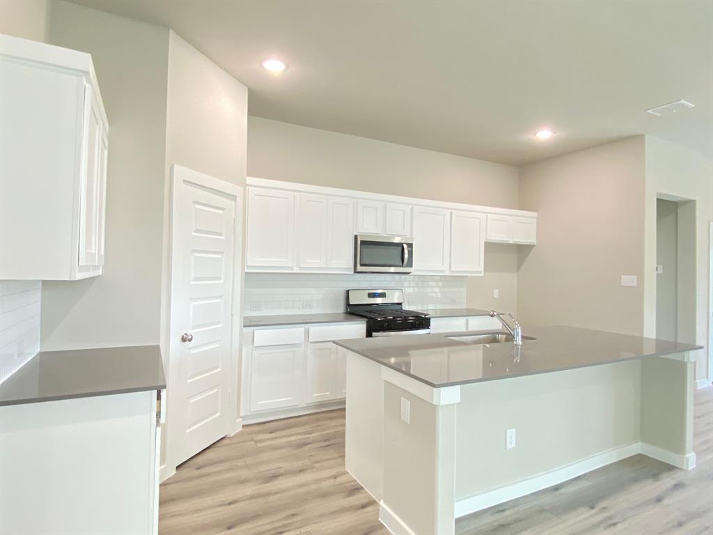 Oak Creek - Residential Lease