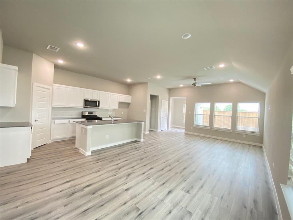 Oak Creek - Residential Lease