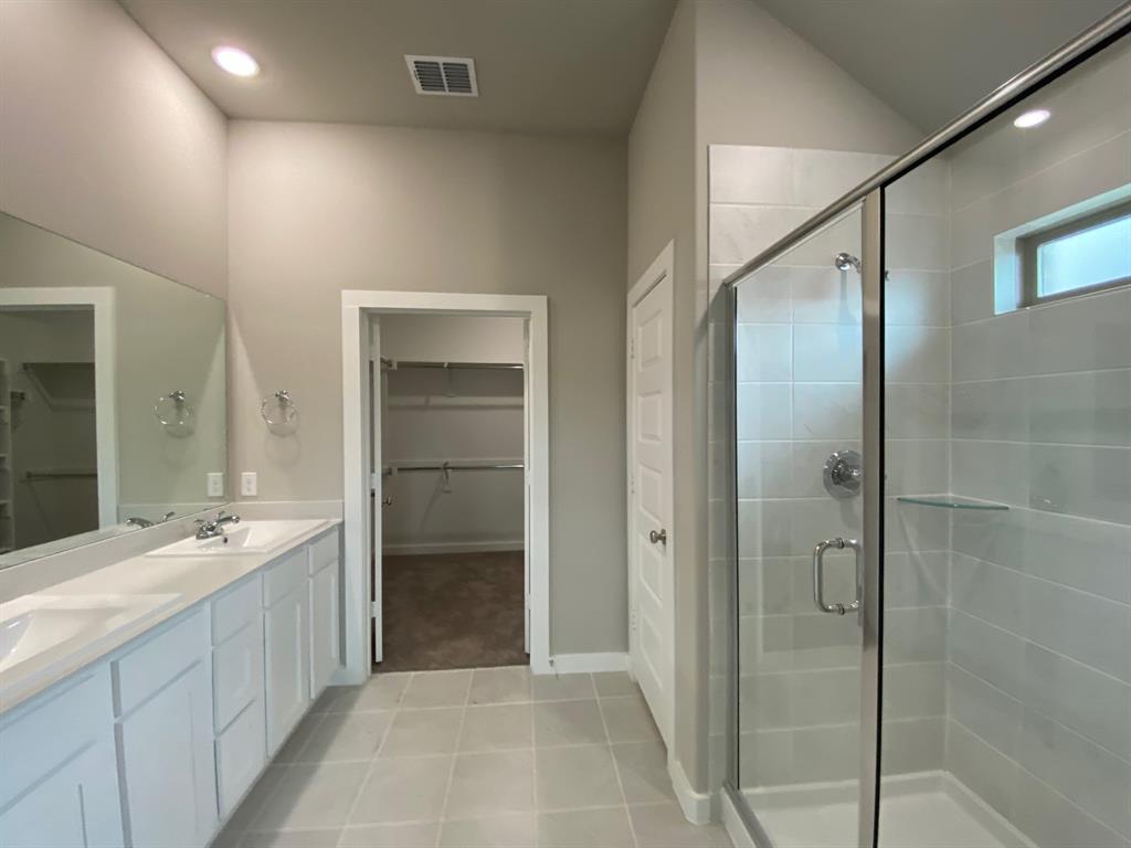 Oak Creek - Residential Lease