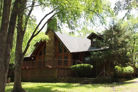 1147 RS County Road 3503 Emory TX 75440
