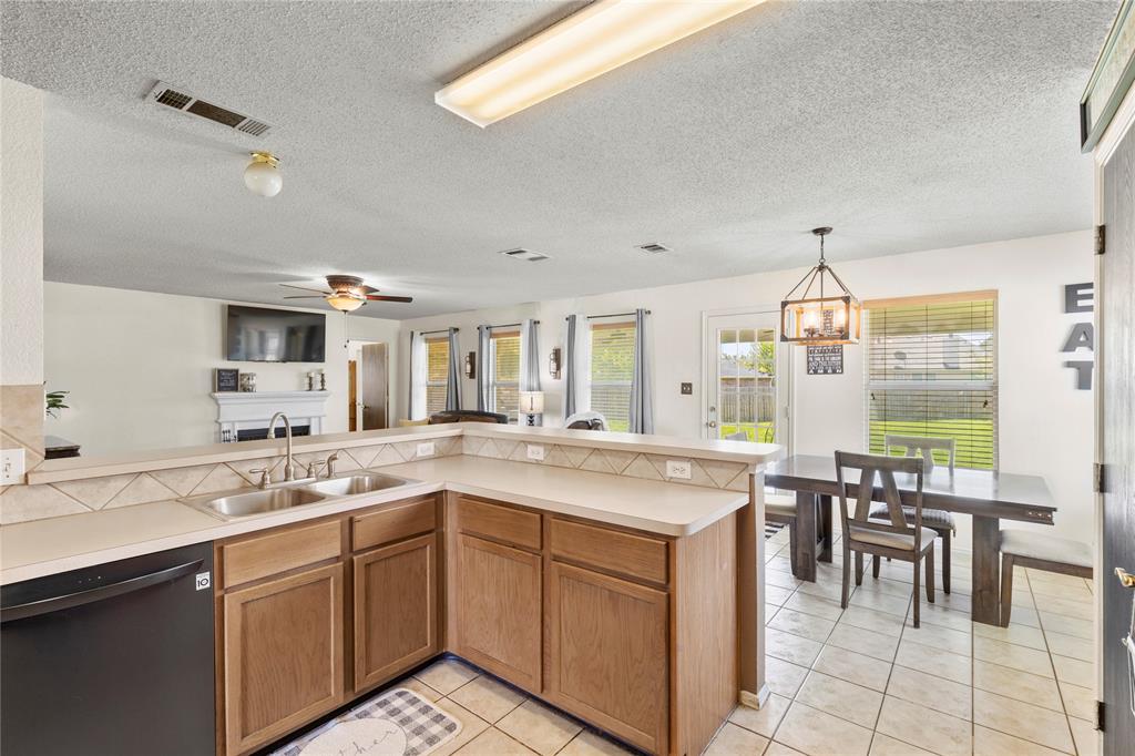 1403 Buckingham Drive