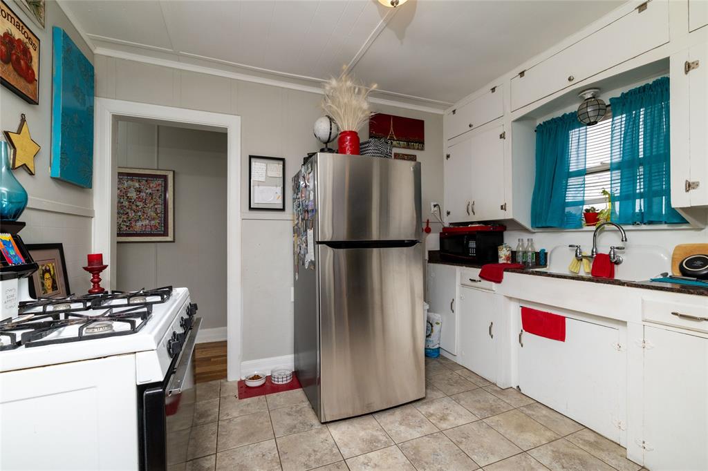 Bondies George B Sub - Residential Income