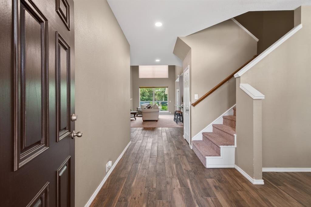 3905 Lacebark Lane