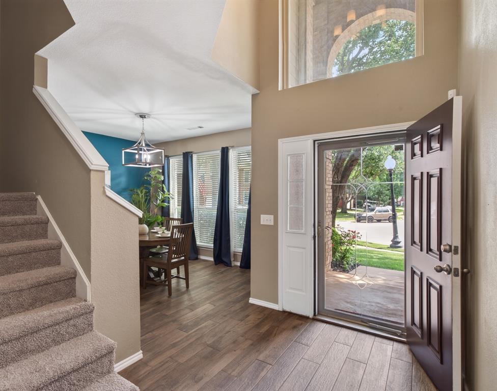 3905 Lacebark Lane