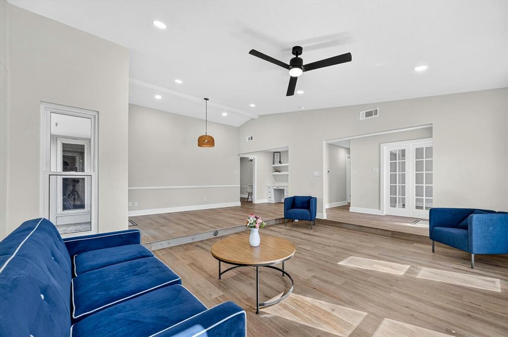 4709 Pemberton Lane