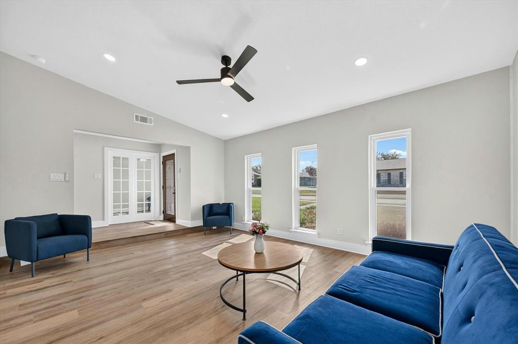 4709 Pemberton Lane