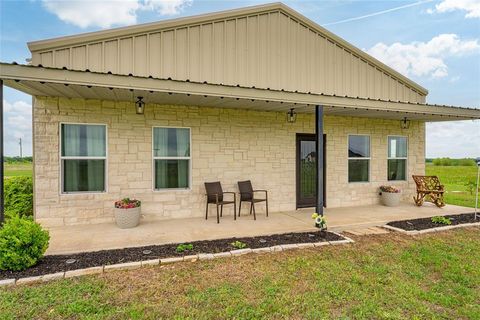 Photo of 435 County Road 4875, Celeste, TX 75423 (MLS # 21237179)