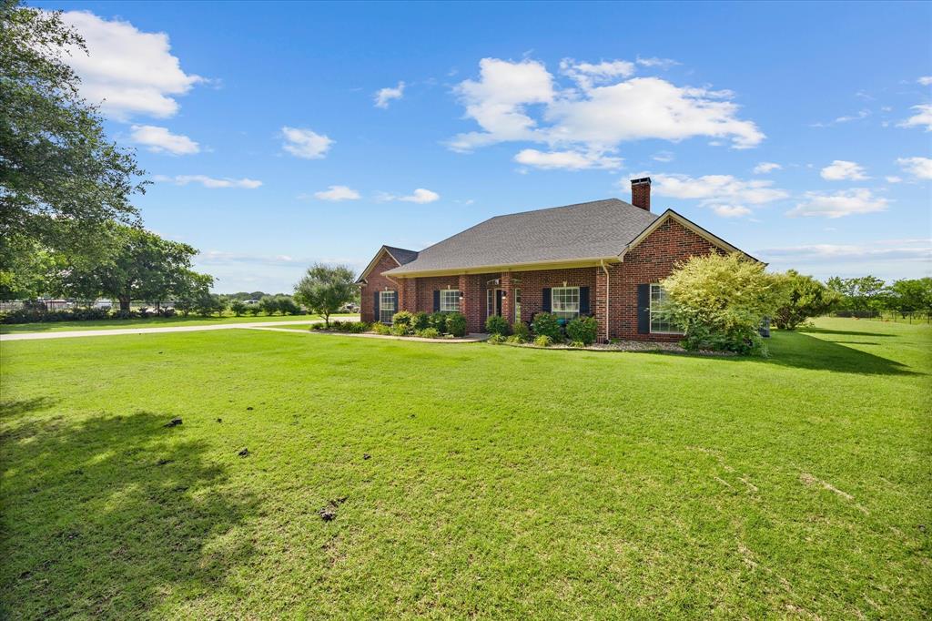 1990 County Road 2218