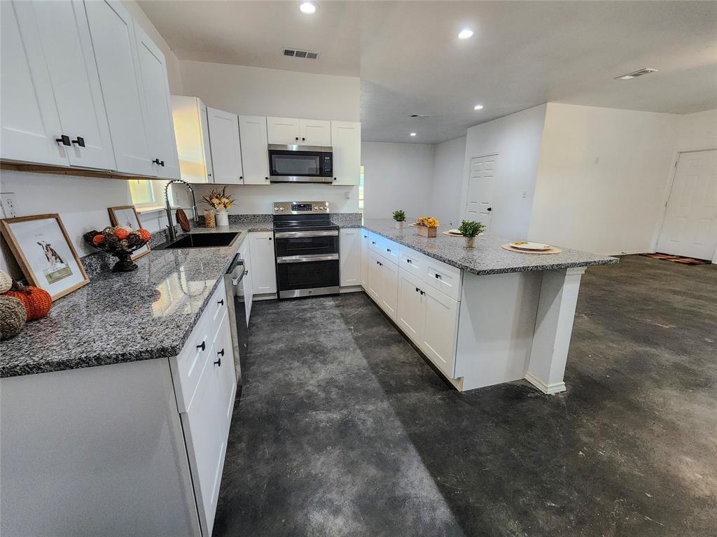 De Loach - Residential