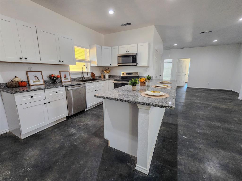 De Loach - Residential