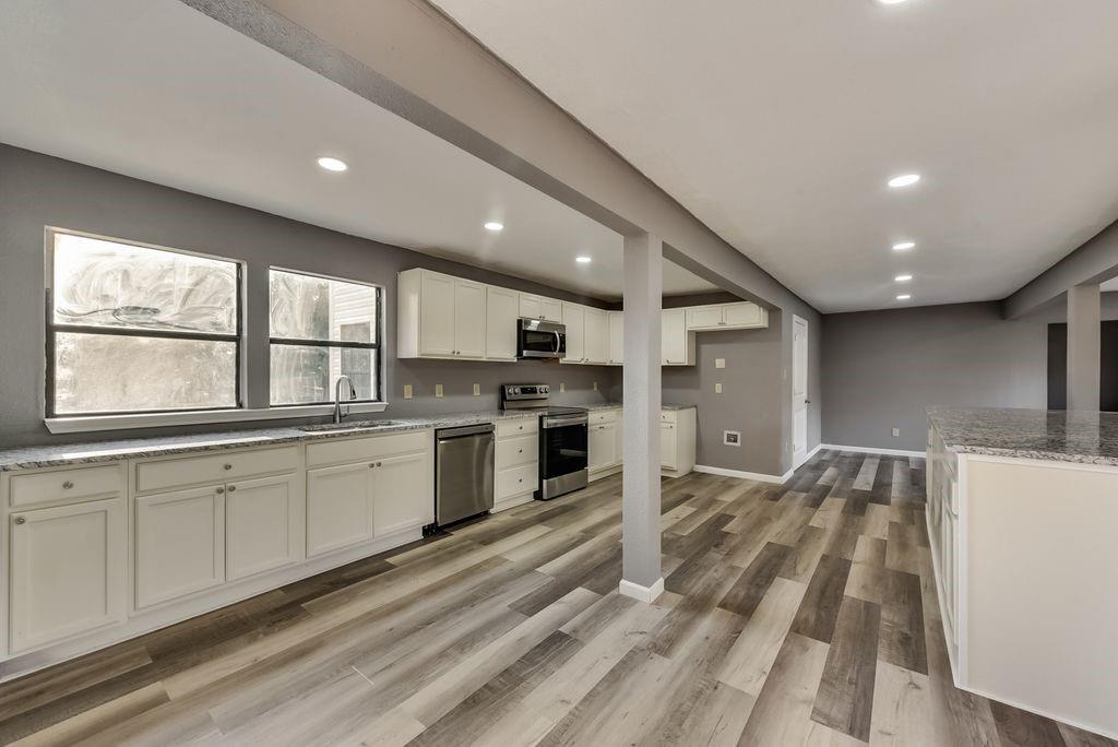 452 Private Road 6815