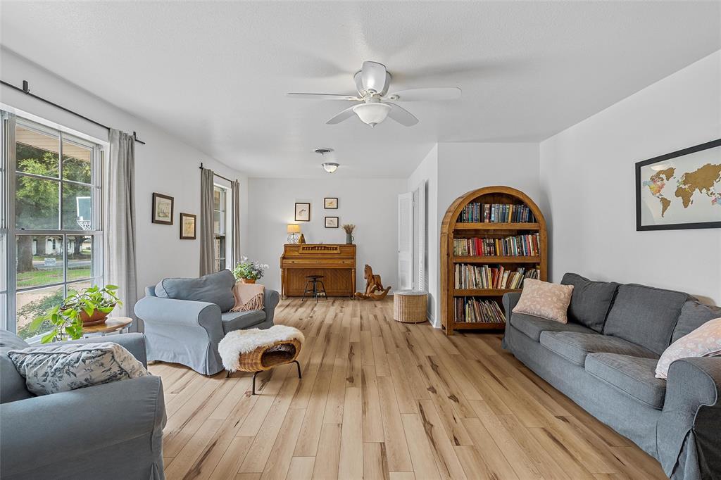 Lake Air Estate - Residential