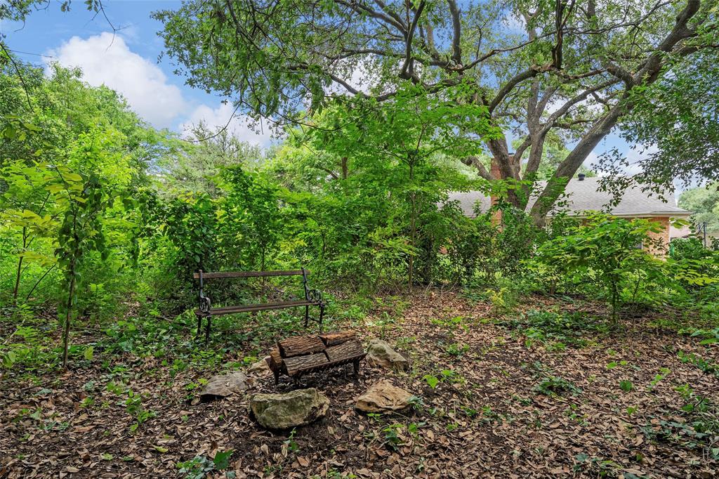 Lake Air Estate - Residential