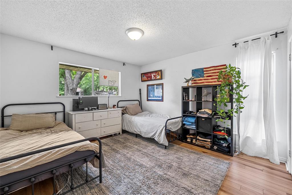 Lake Air Estate - Residential