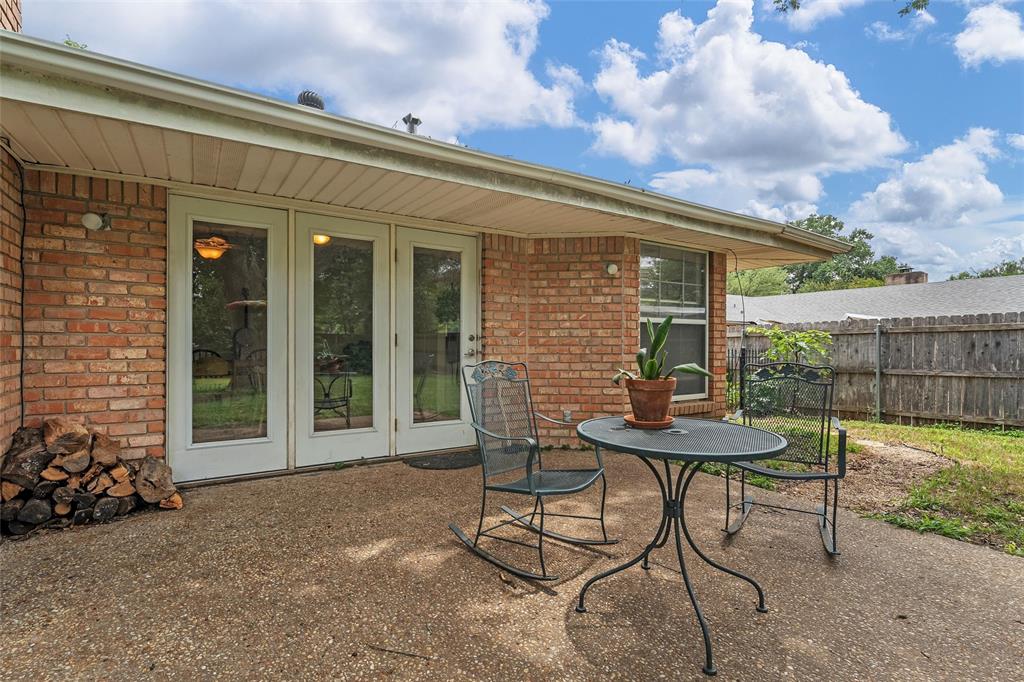 Lake Air Estate - Residential