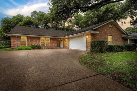 5419 Lake Highlands Drive Waco TX 76710