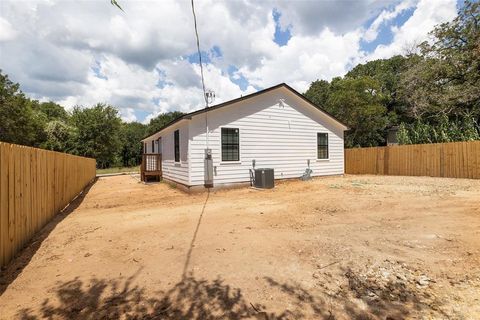 A home in Granbury