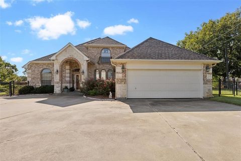4008 Huron Court Granbury TX 76048