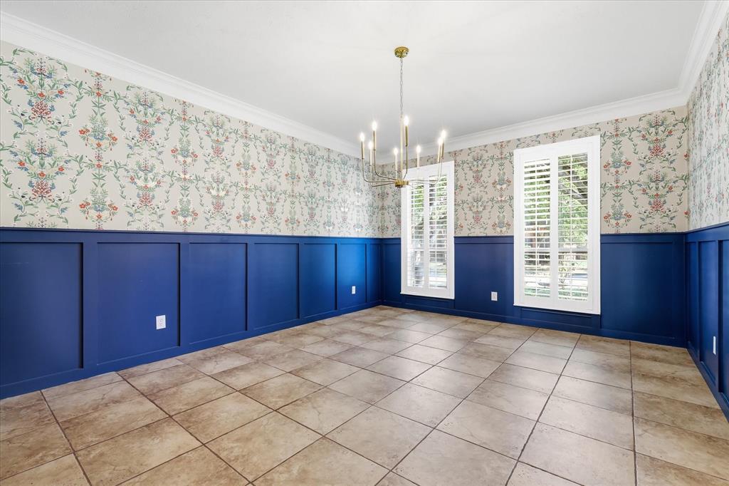 2385 Dundee Drive