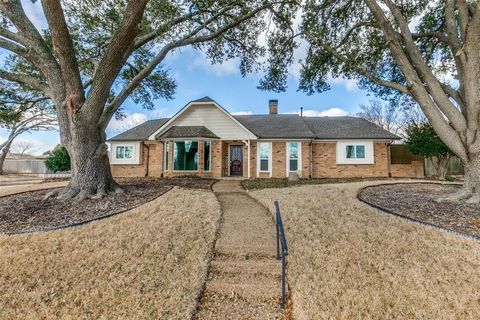 2801 N Spring Drive Richardson TX 75082