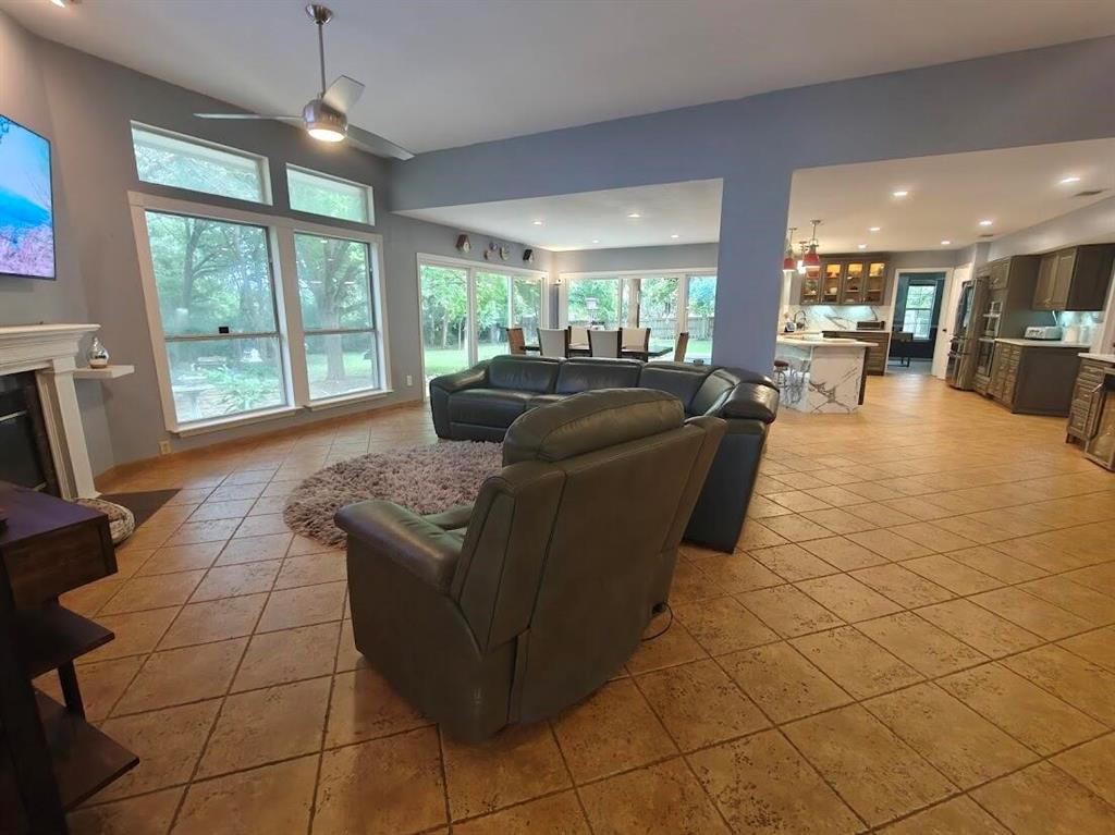 5210 Cliff Haven Drive