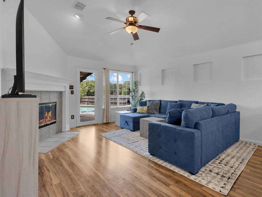 3007 Norwich Lane