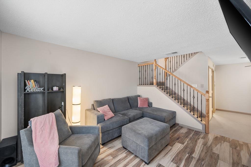 1420 Meadowood Village Drive