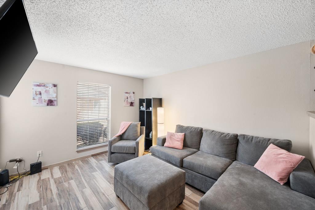 Meadowood Village Add - Residential