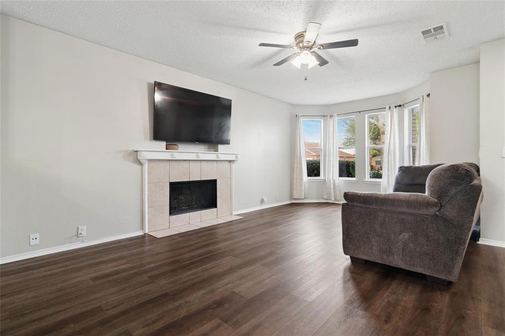 1507 Wavecrest Drive