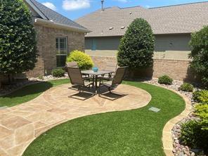 9921 Crestview Drive