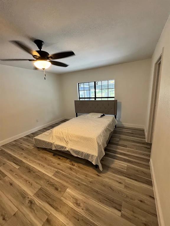 (VACTY3FOLD) CLS 3 FRAME 1999 & OLDER CITY OF VA - Residential Lease