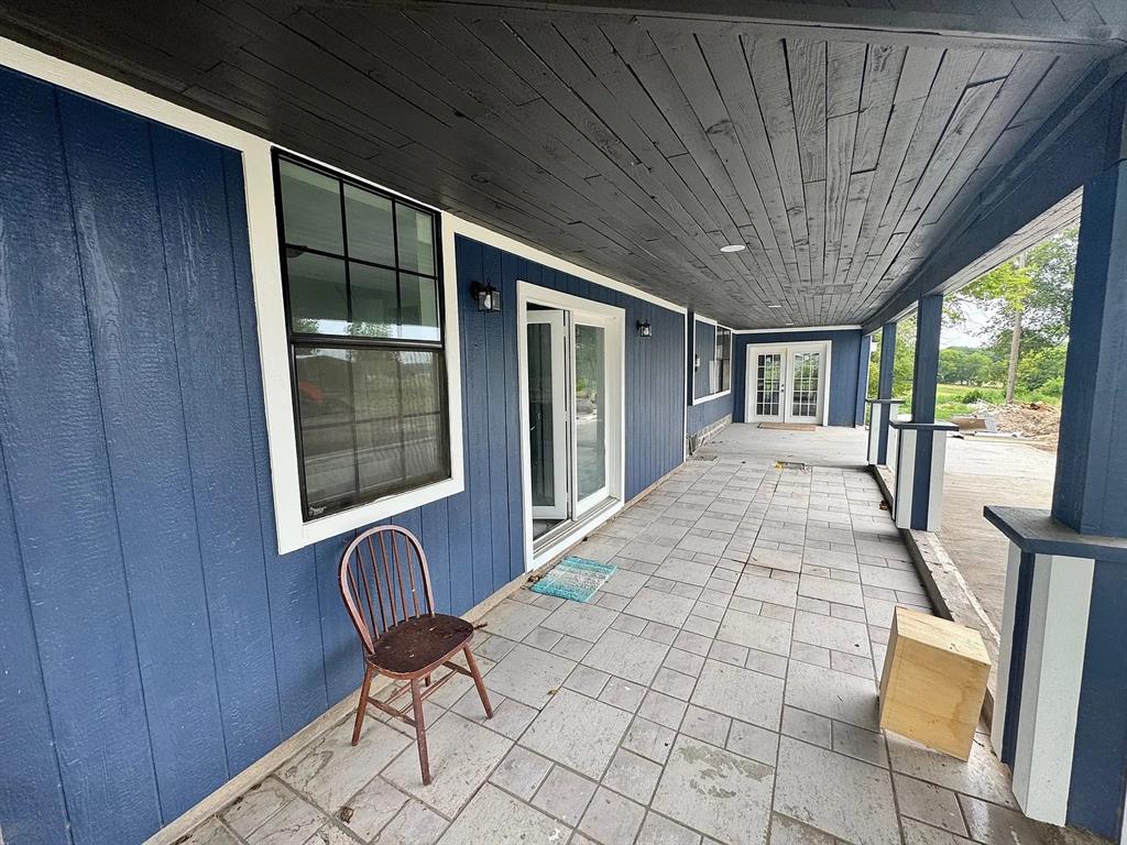 (VACTY3FOLD) CLS 3 FRAME 1999 & OLDER CITY OF VA - Residential Lease