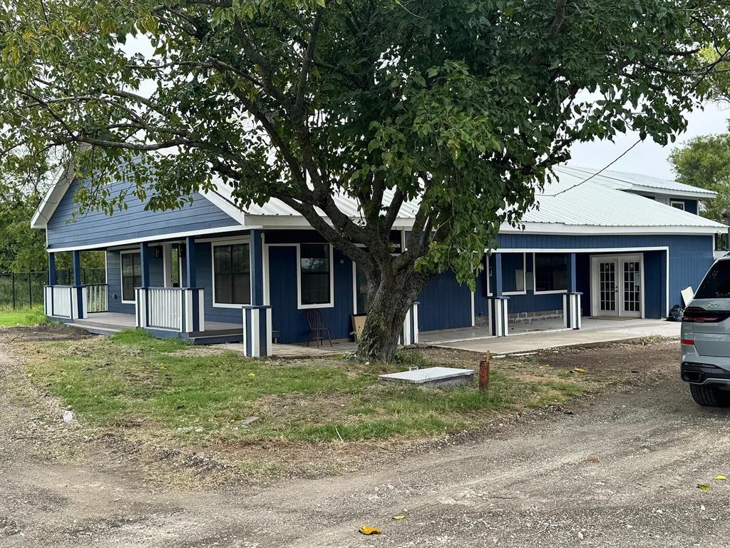 (VACTY3FOLD) CLS 3 FRAME 1999 & OLDER CITY OF VA - Residential Lease