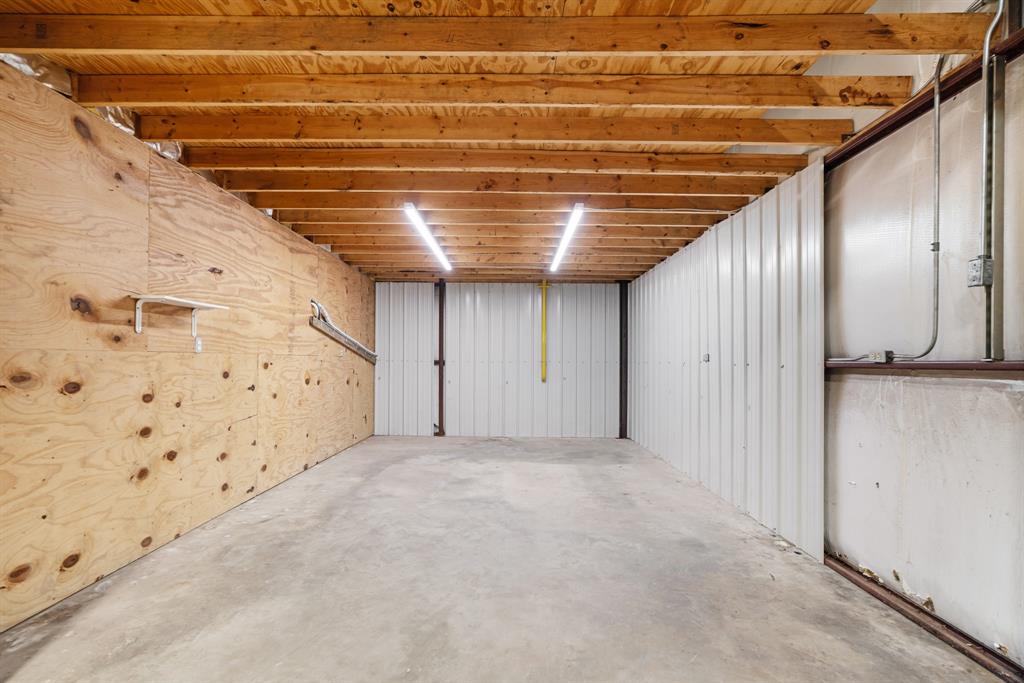 City Of Paris - Commercial Sale