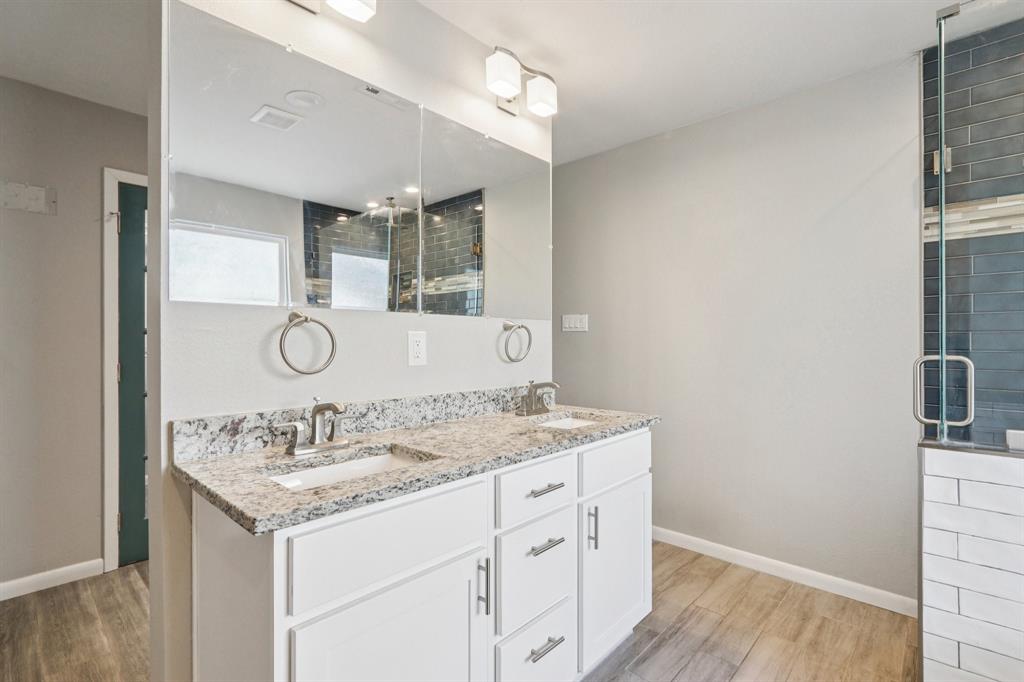 Briarwood Estate - Residential