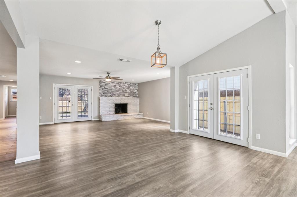 Briarwood Estate - Residential