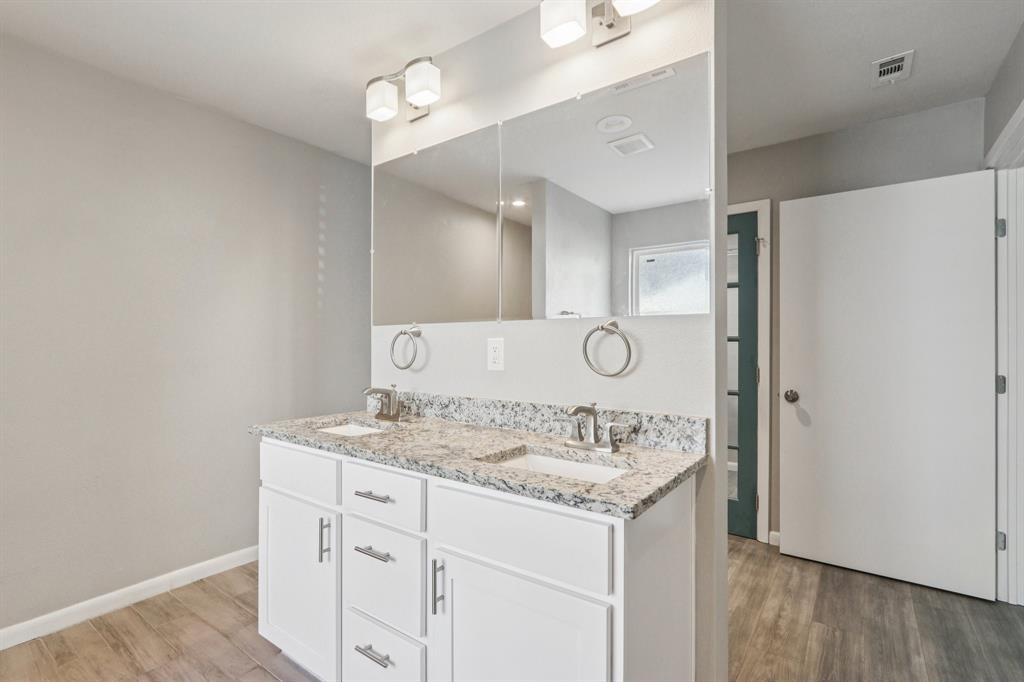 Briarwood Estate - Residential