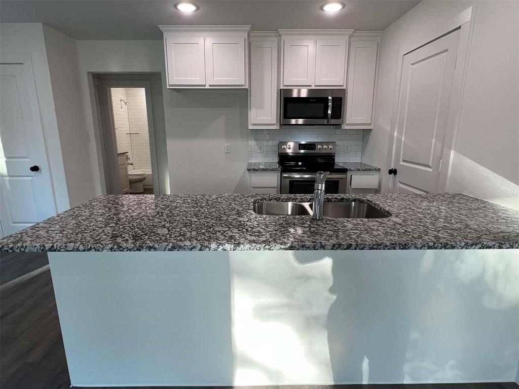 COUCH SIMS THIRD ADDN REPLAT FAIRMOUNT ADDITI - Residential Lease